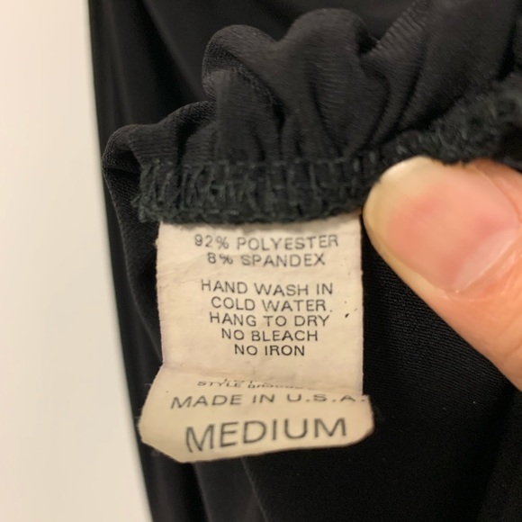 ❤️$10 add on. Black Ruched Dress Size M - Picture 5 of 6